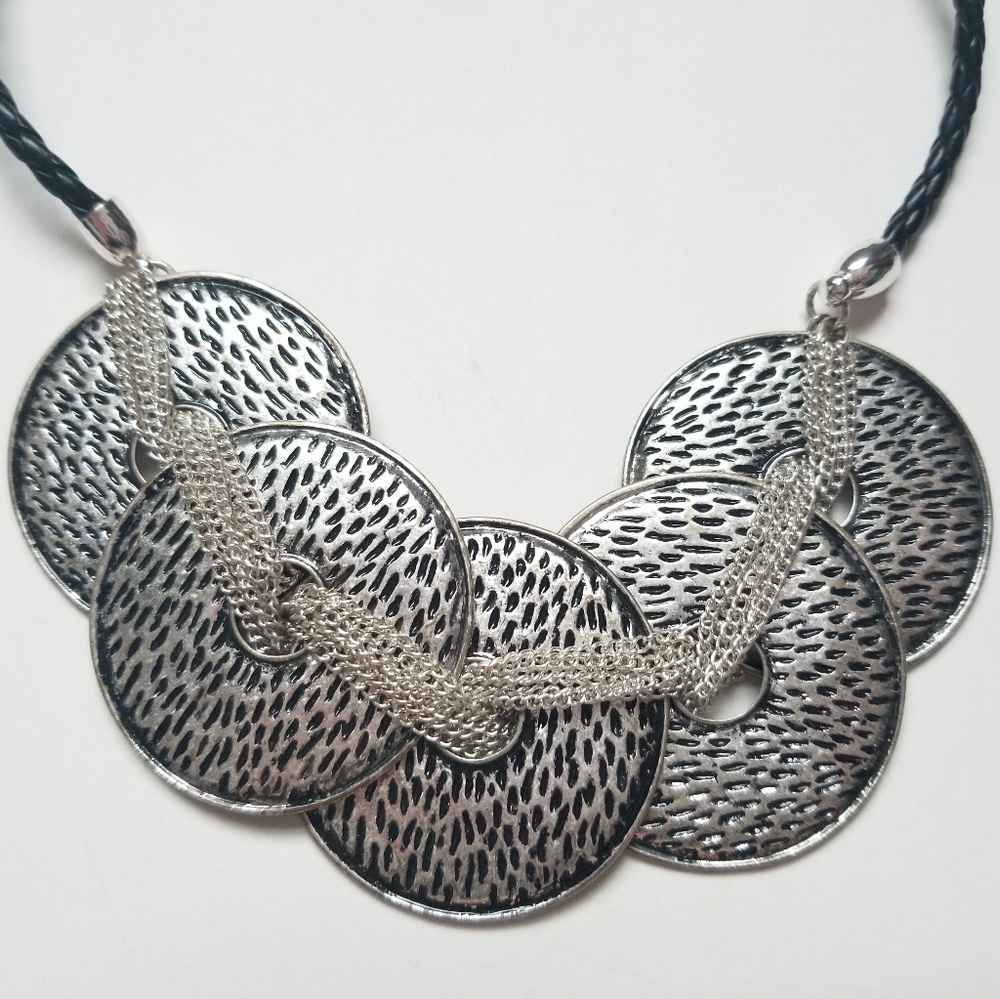 Premier Designs Common Thread Statement Necklace - Picture 2 of 5